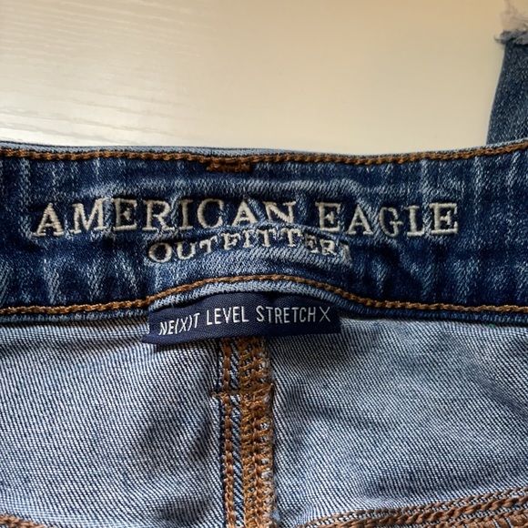 American Eagle Next Level Stretch Shredded Jegging Crop Jeans Size 6 - Picture 7 of 9